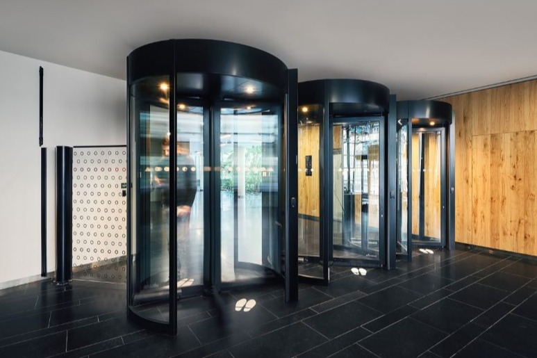 Tourlock SPEDOS pro Luxembourg Plaza
