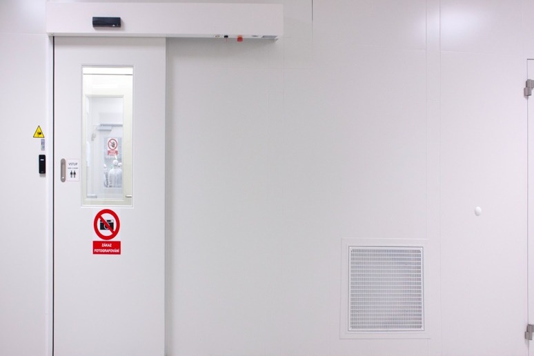 Požární automatické dveře posuvné SPEDOS v ONSemi