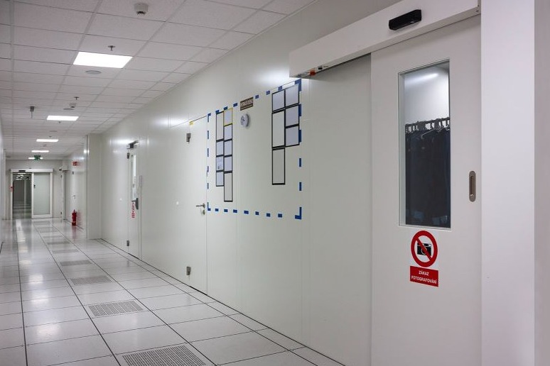 Požární automatické dveře posuvné SPEDOS v ONSemi