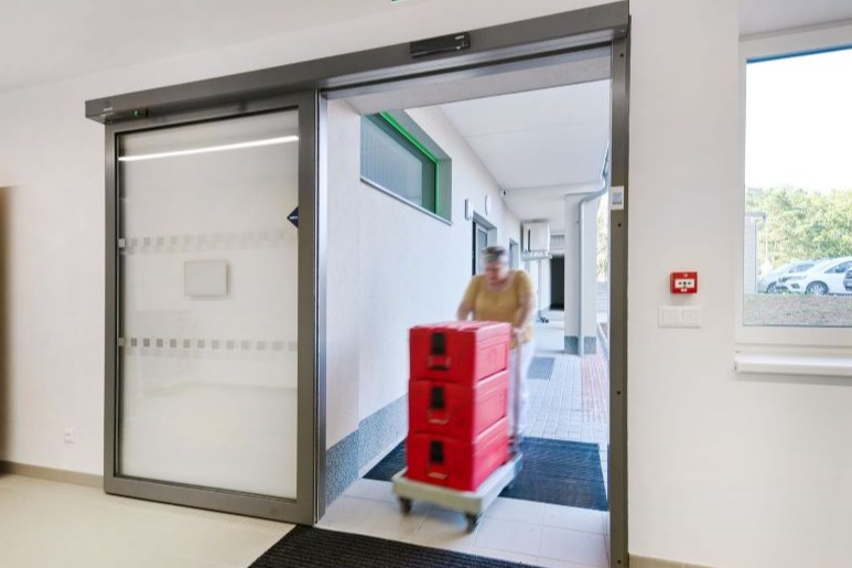 Jednokřídlové dveře posuvné