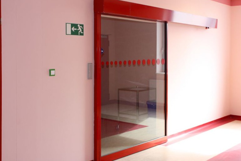 Fakultní nemocnice Plzeň - Automatické dveře SPEDOS